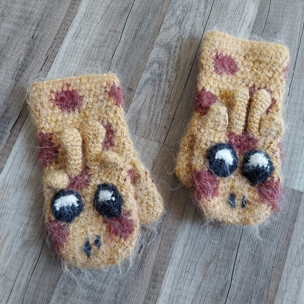 Kids Winter Hat & Mittens Knit Giraffe Peruvian Trading Co Bianca Ivan